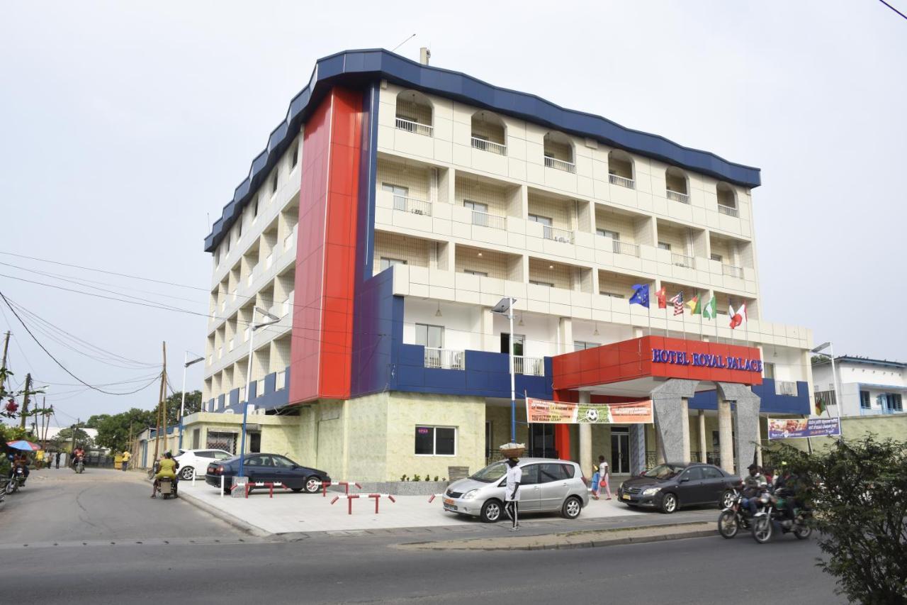 Hotel Royal Palace Дуала Экстерьер фото